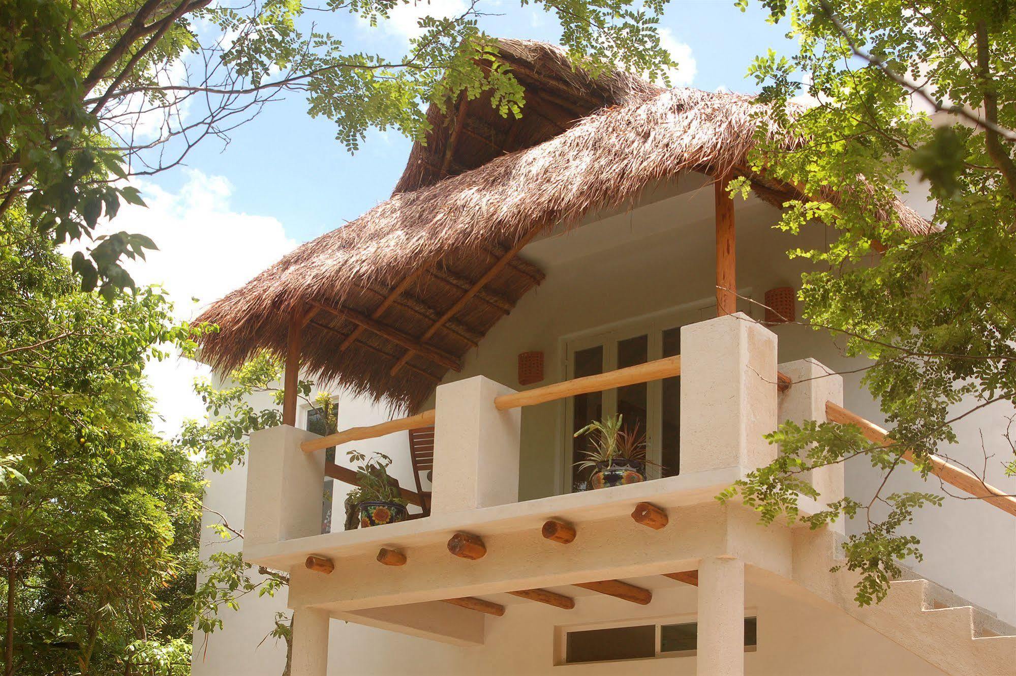 El Encanto